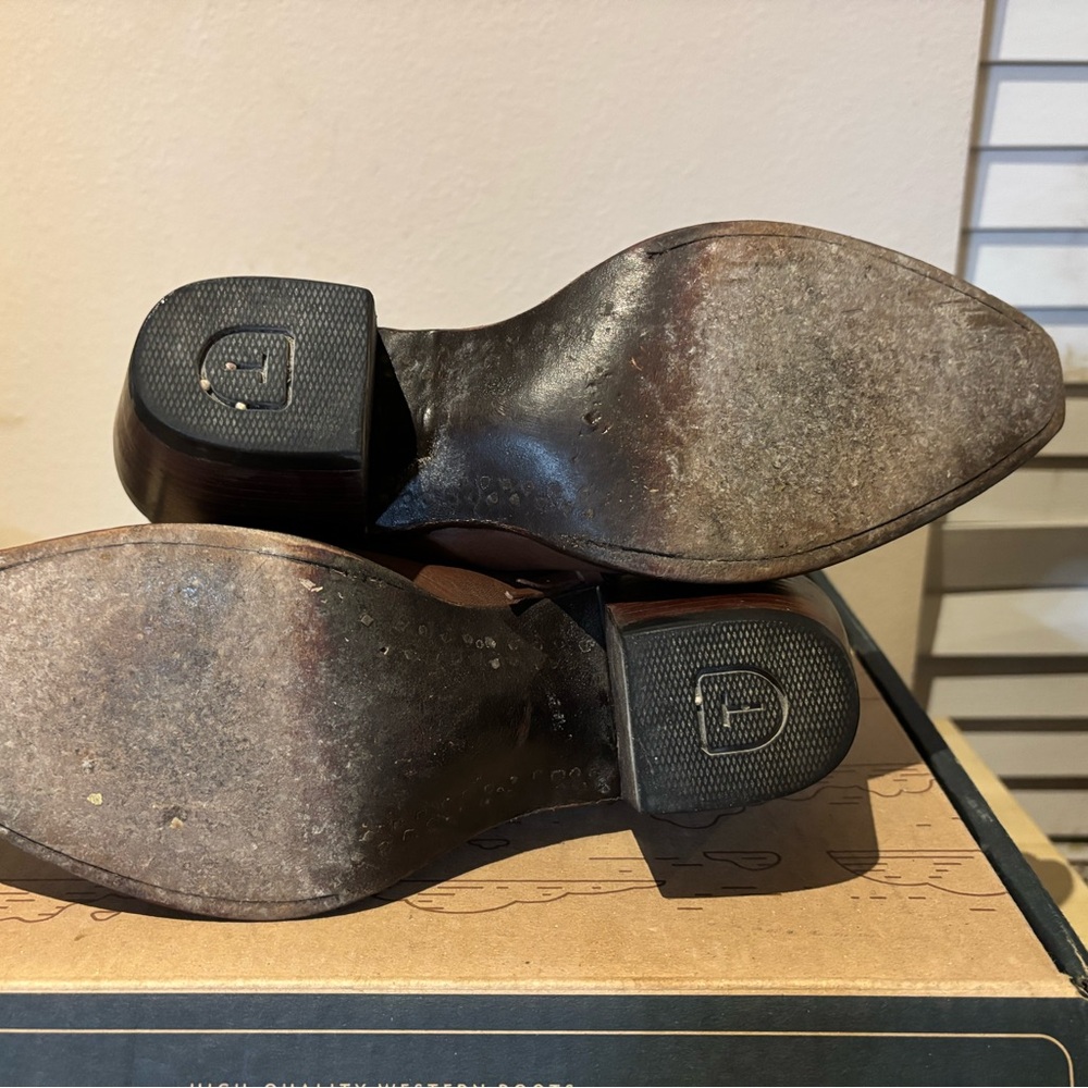 Tecovas Chestnut Leather Ankle Booties - Picture 9 of 13